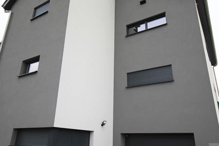 Fassade mit natürlichen Dämmstoffen